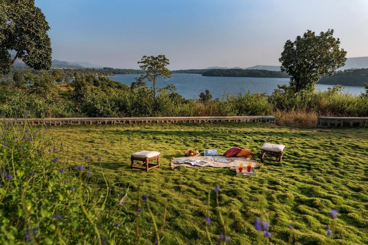 Saffronstays Anantham, Kamshet - Pet-Friendly Lakefront Villa With A Huge Verandah Nethersole Dam Exteriér fotografie